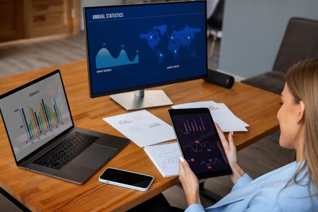 Recruitment analytics and hiring performance dashboards.